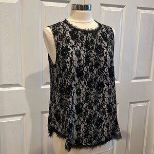 WHO WHAT WEAR Sleeveless Lace Print Top